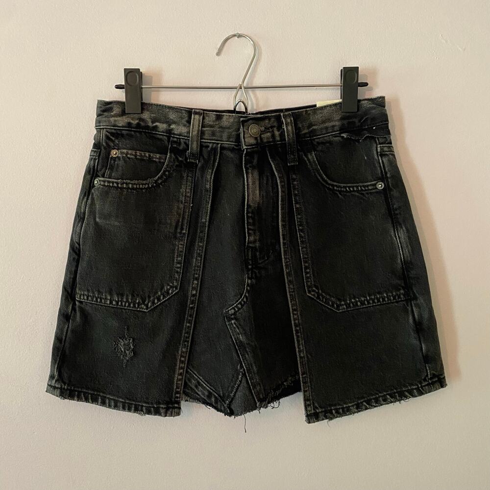 NWT We The Free Gray Wash Bare With Me Denim Mini Skirt Moxie Women's size 25 - Picture 2 of 12